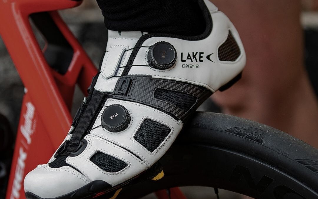 Radfahren mit Lake Schuhen