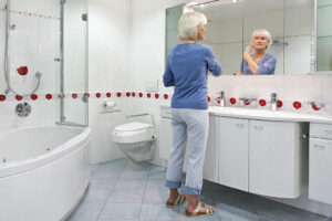 Toilettensitzerhöhung mit Armlehnen